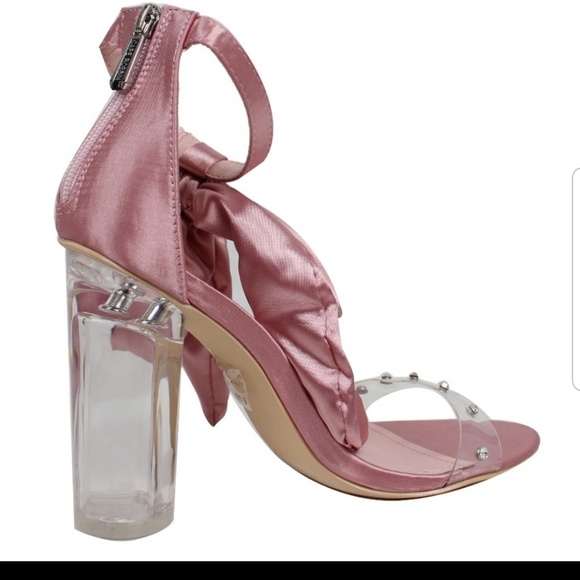 Super gorgeous satin bow heels - Picture 3 of 3